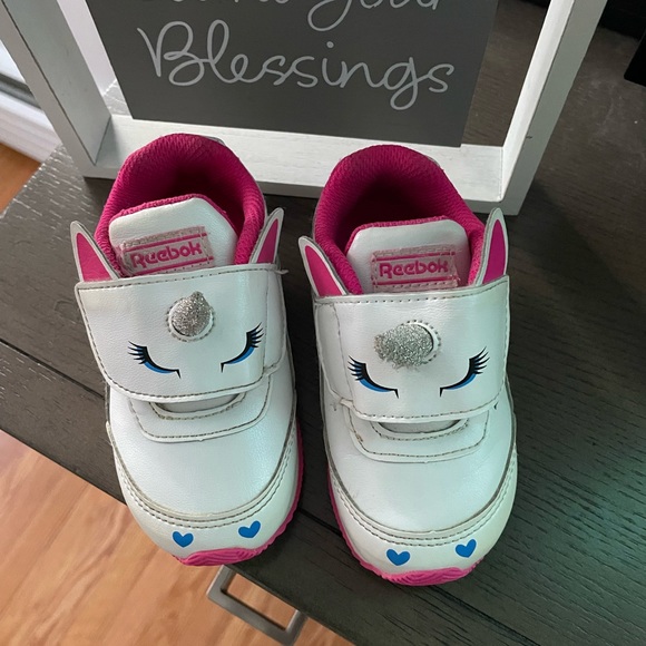 Reebok Other - Fun Reebok Sneakers